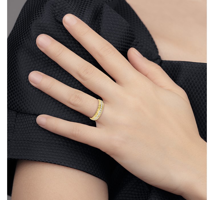 10C1168--11 10k I LOVE YOU FOREVER CZ Ring