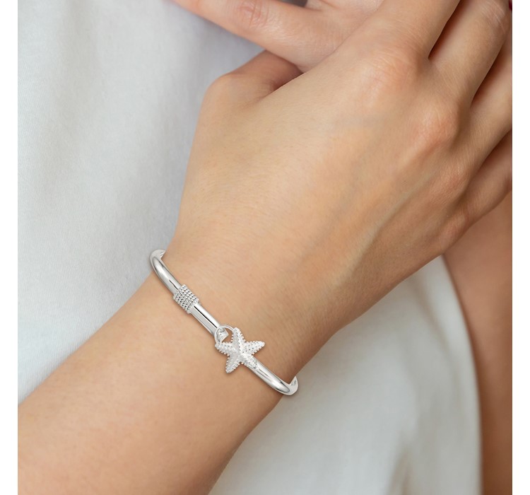 QB910--6 Sterling Silver Polished and Textured Starfish Bangle
