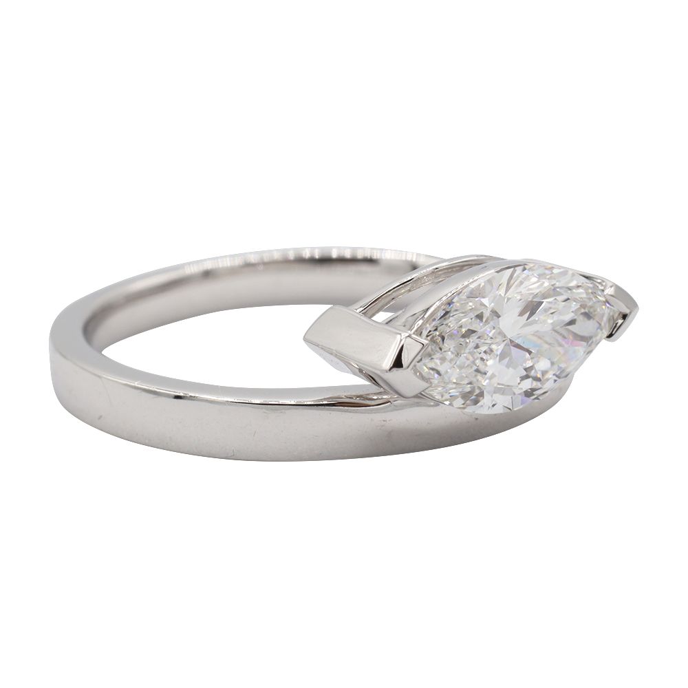 21120861 (3)-newline Solitaire Engagement Ring, White Gold - MIDLR60708
